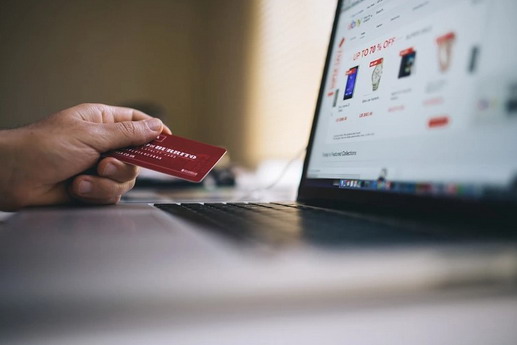 爱上海：Searching for a Safe Haven in the Heart of the City